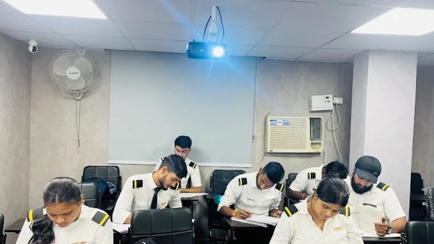 Vayusa Aviation | Pilot Training | DGCA Exam Preparation | CPL Ground Classes - Patna Vayusa Aviation | Pilot Training | DGCA Exam Preparation | CPL Ground Classes - Patna