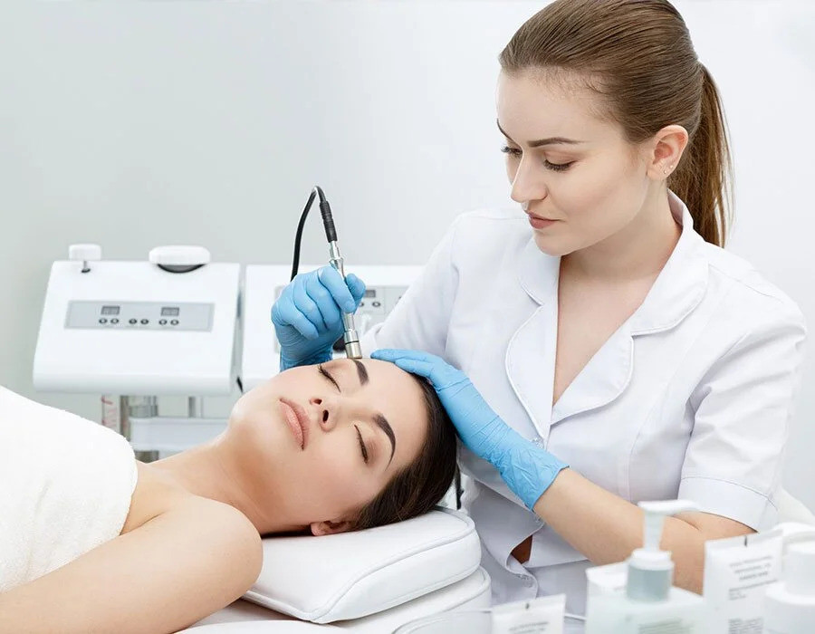 Preventing Fungal Infections During Monsoon: Advice from the Best Dermatologist in Kochi - Kochi