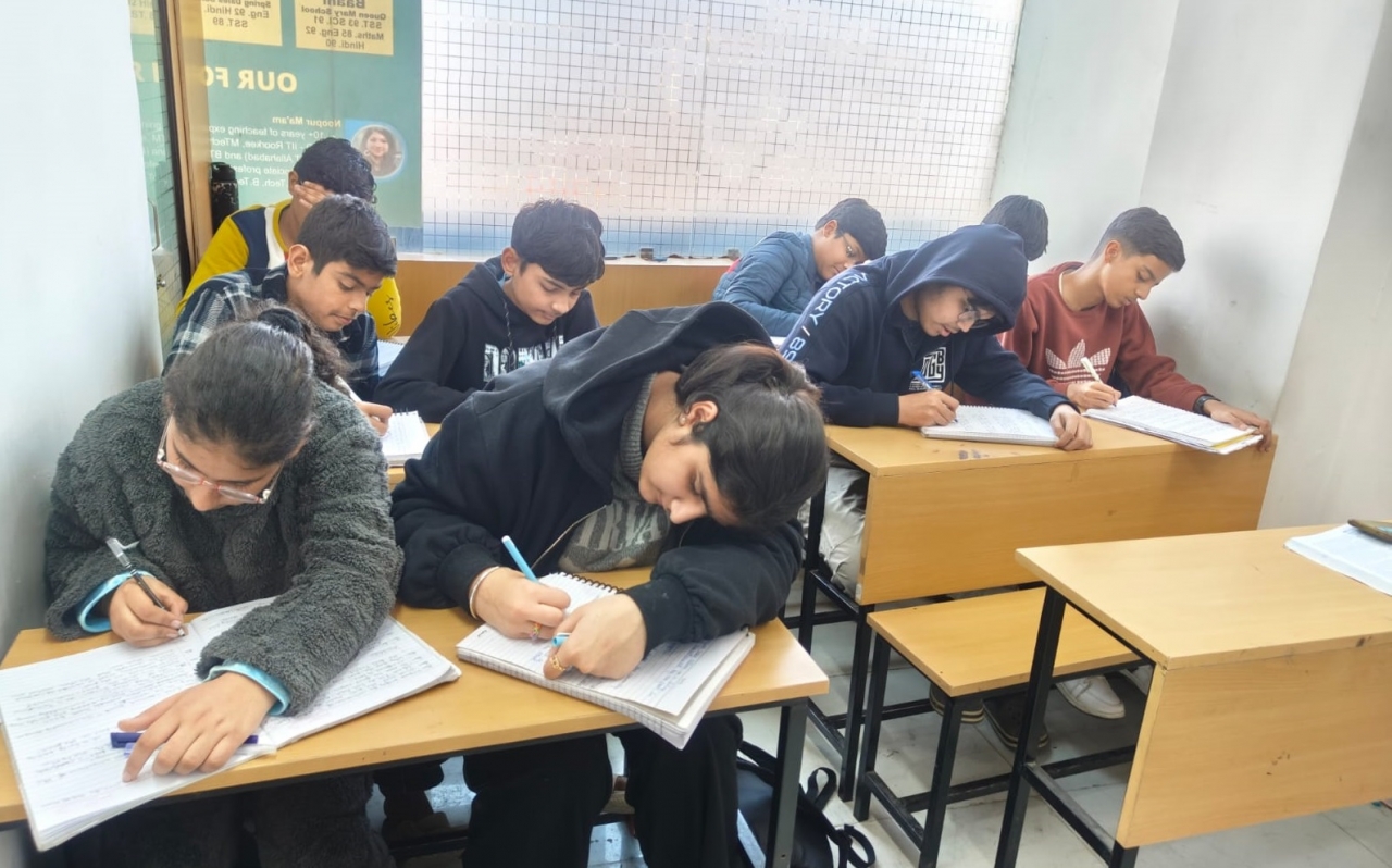Best Class 10th Science Tuition Mukherjee Nagar | Best Class 10th Science Tuition - Delhi