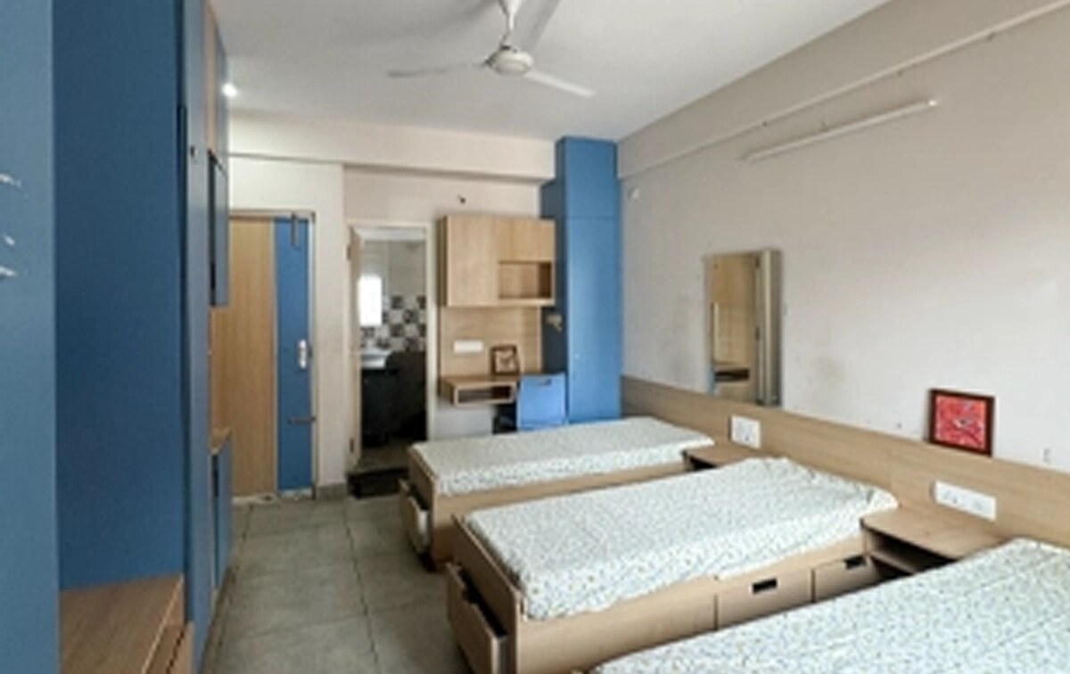 Looking for the best hostels in Bangalore for students? There is no doubt that Serenity Hostels Department of Hotels is best in every way, comfort, safety, and price among student hostels in Bangalore - Bangalore